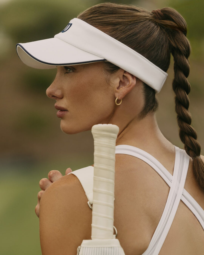 クラシック バイザー by Wilson Japan Sportswear online - ウイルソン
