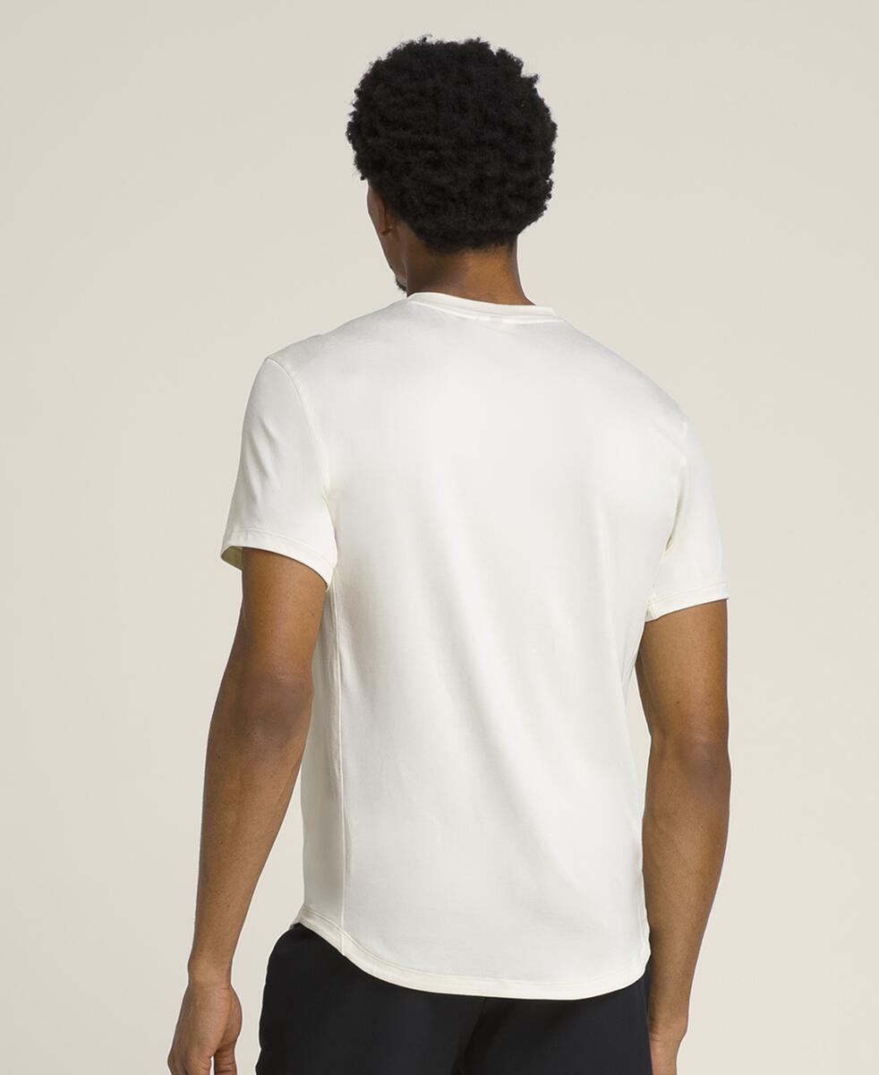 エブリデイ パフォーマンス Tシャツ