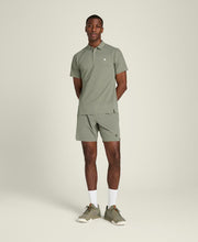 トーナメントショートパンツ7インチ - ベチバー