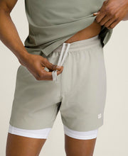 トーナメント ショートパンツ 5インチ - ロンドンフォグ