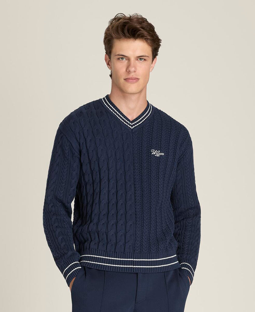ノベルティ Vネック セーター - クラシックネイビー by Wilson Japan