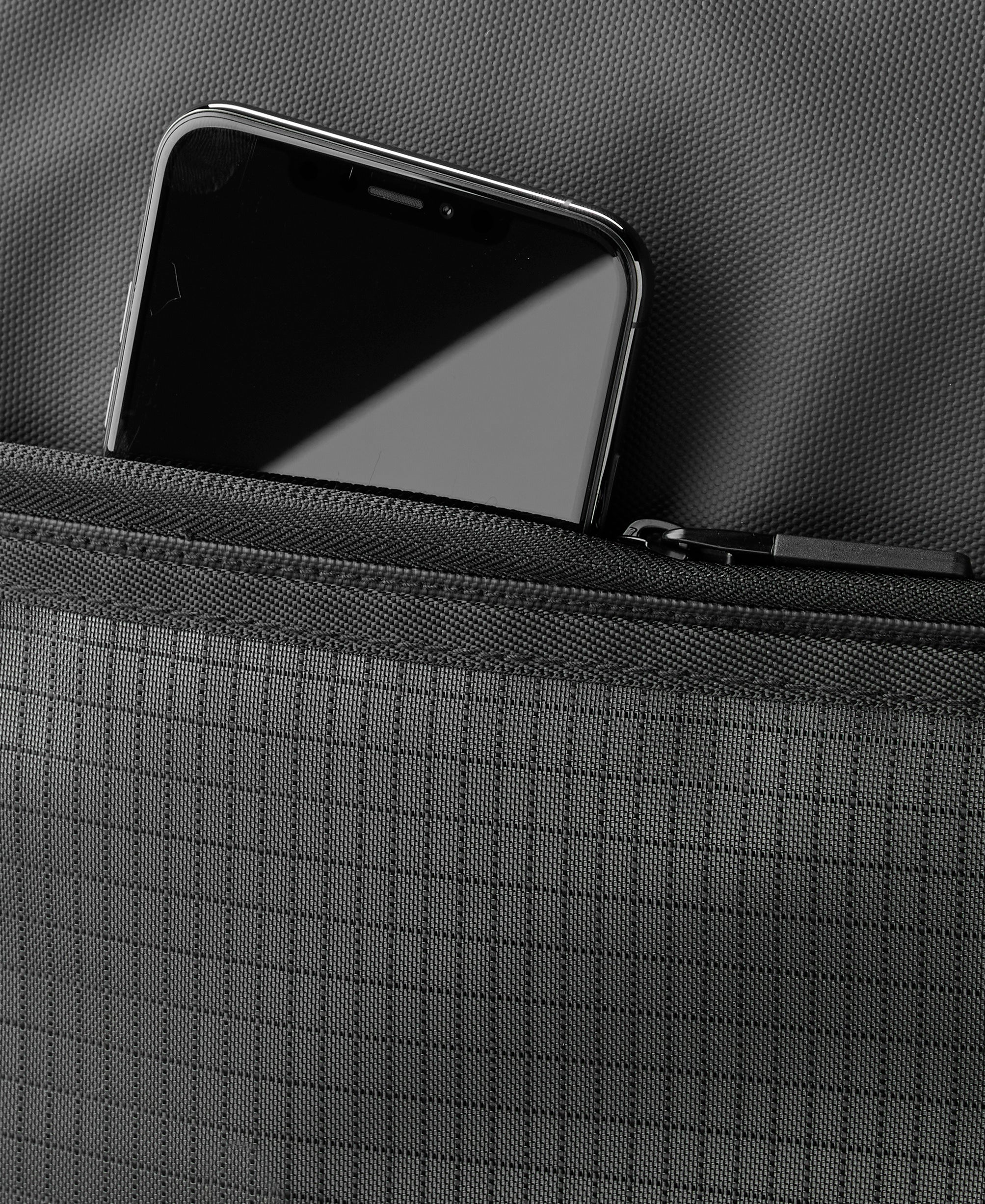 LIFESTYLE TOTE