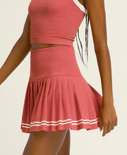 ミッドタウン テニス スコート - ウォッシュド レッド