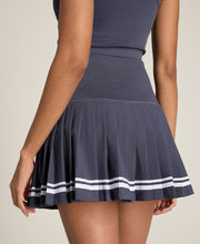 ミッドタウン テニススコート - グレーストーン