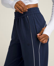 【30%OFF】コートサイド トラックパンツ - クラシックネイビー