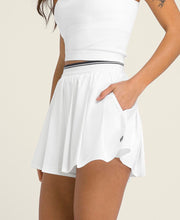 べロシティ プリーツ ショートパンツ - ホワイト