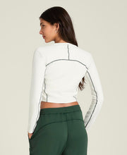 ベースライン ロングスリーブ - サンド