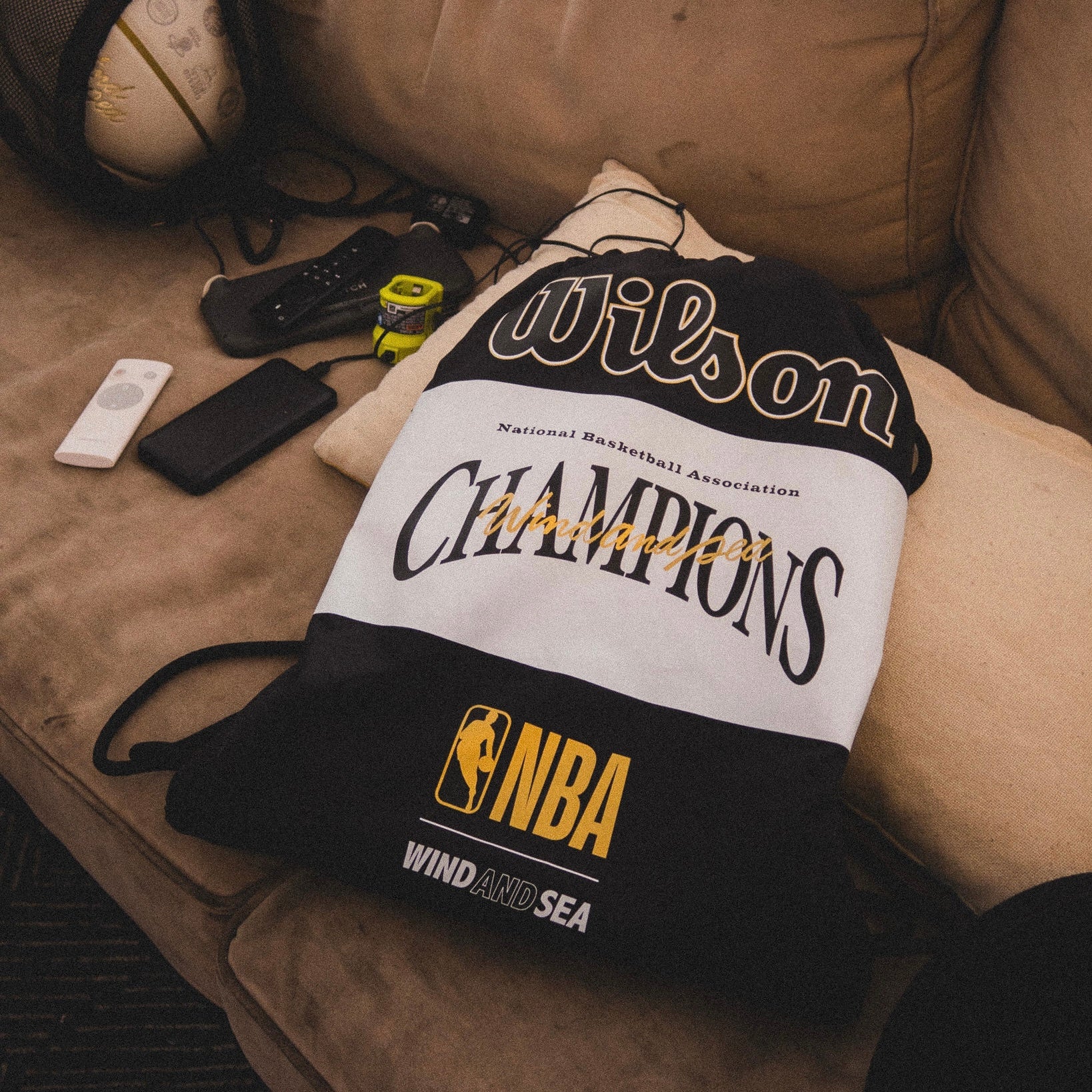NBA × Wilson × WIND AND SEA トリプルコラボ バッグ by Wilson Japan