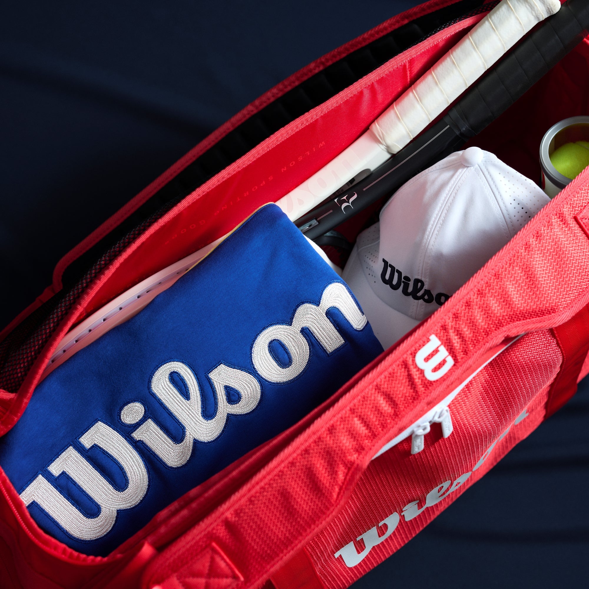直営限定】Super Tour Red Coach's Duffle by Wilson Japan Racquet