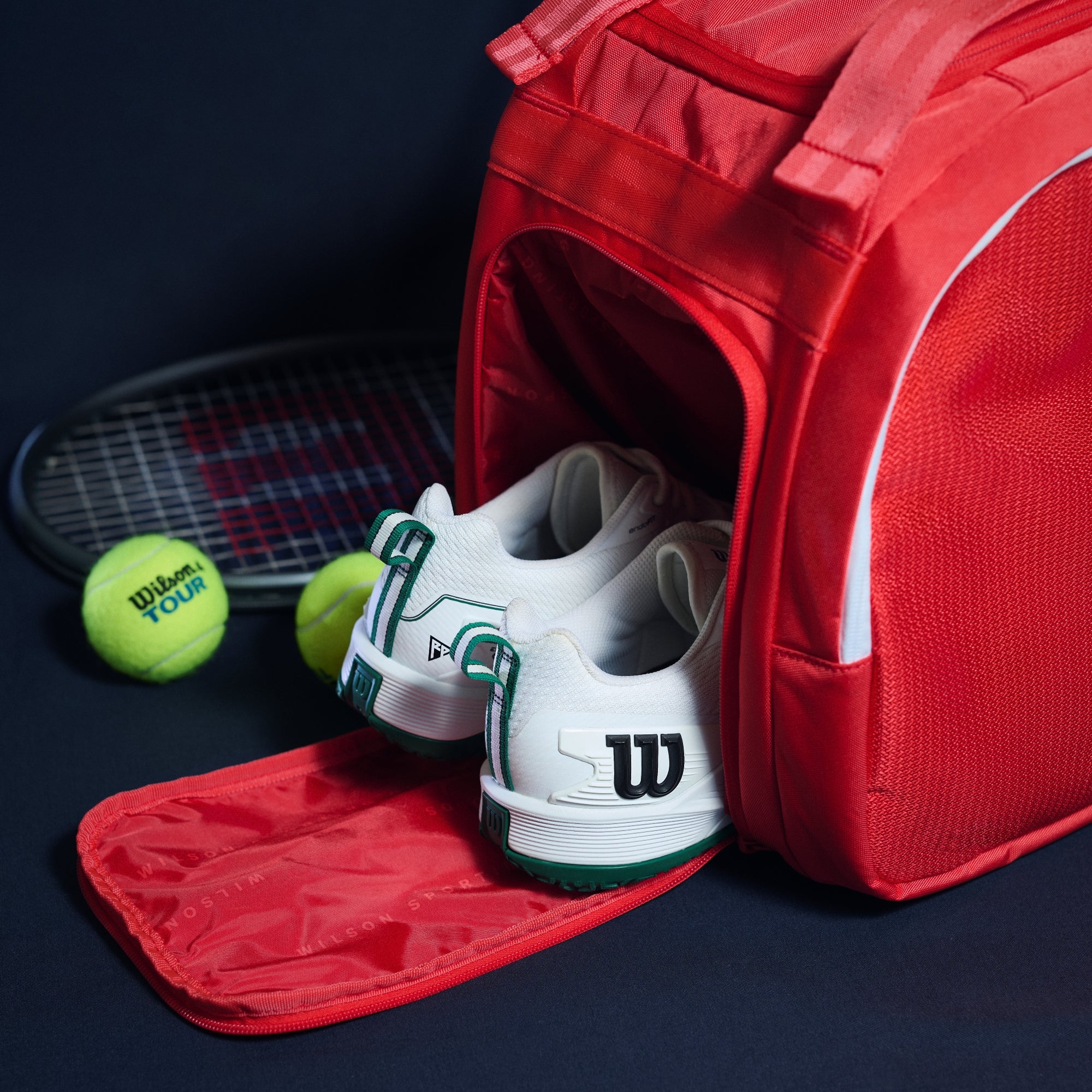 【直営限定】Super Tour Red Coach's Duffle