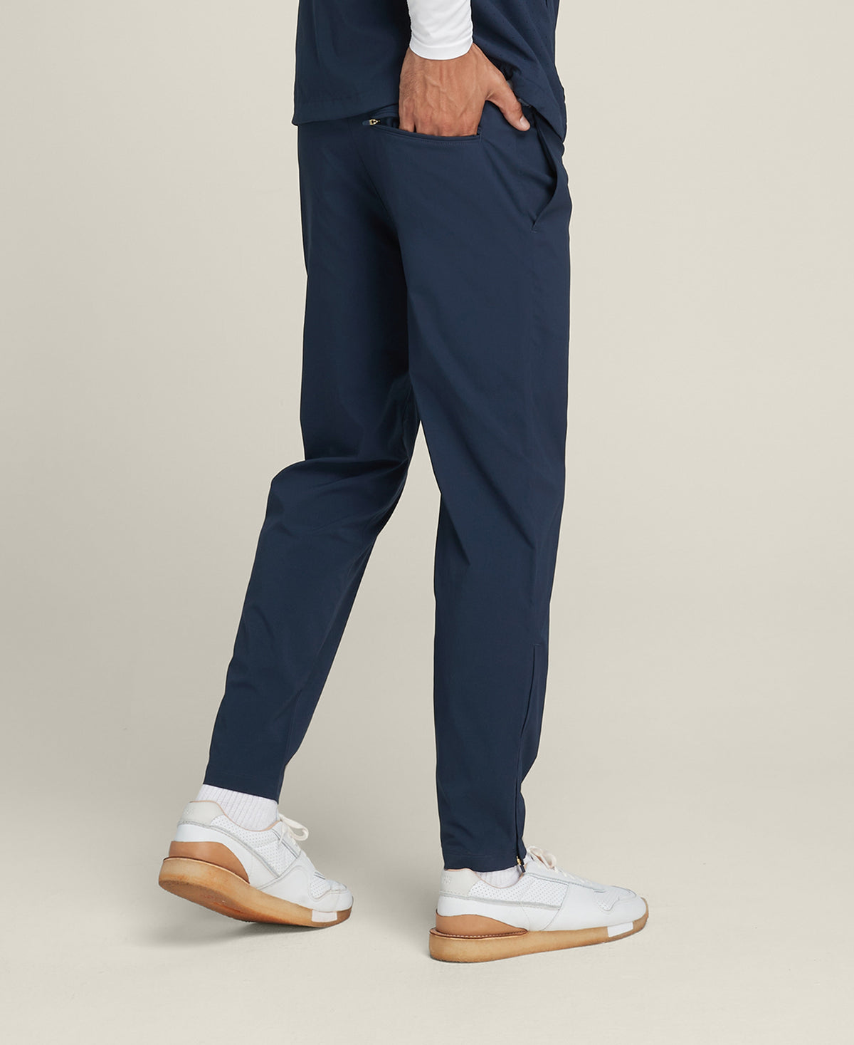 アストン ウォームアップ パンツ