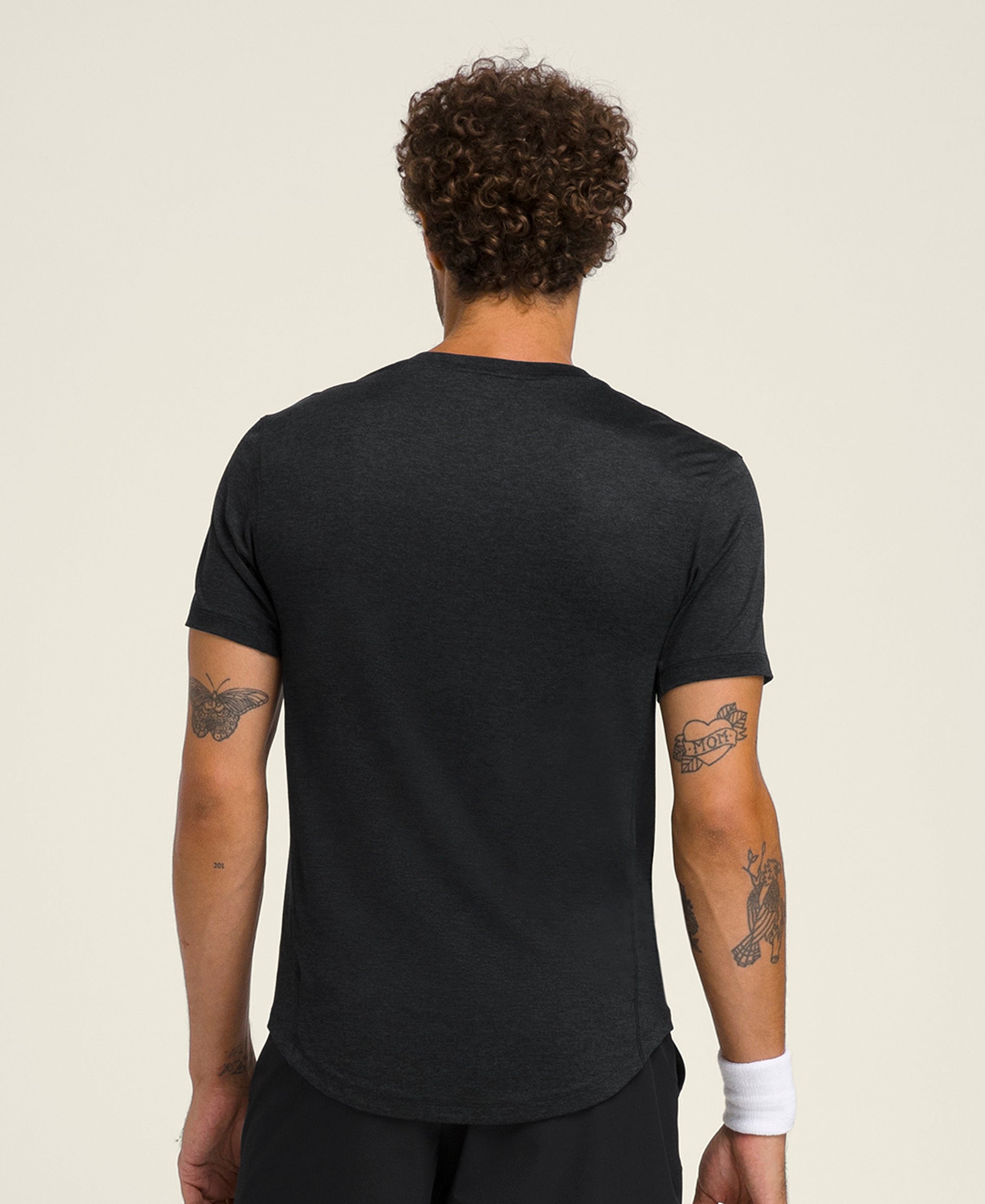 エブリデイ パフォーマンス Tシャツ
