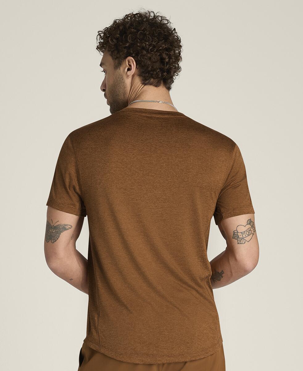 エブリデイパフォーマンスTシャツ - キャラメルカフェ