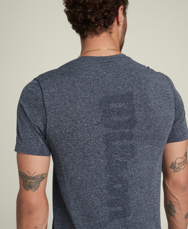 ブレイクポイント シームレス Tシャツ  -  クラシックネイビー