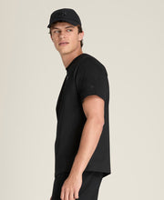 コートビュー グラフィック Tシャツ - ブラック