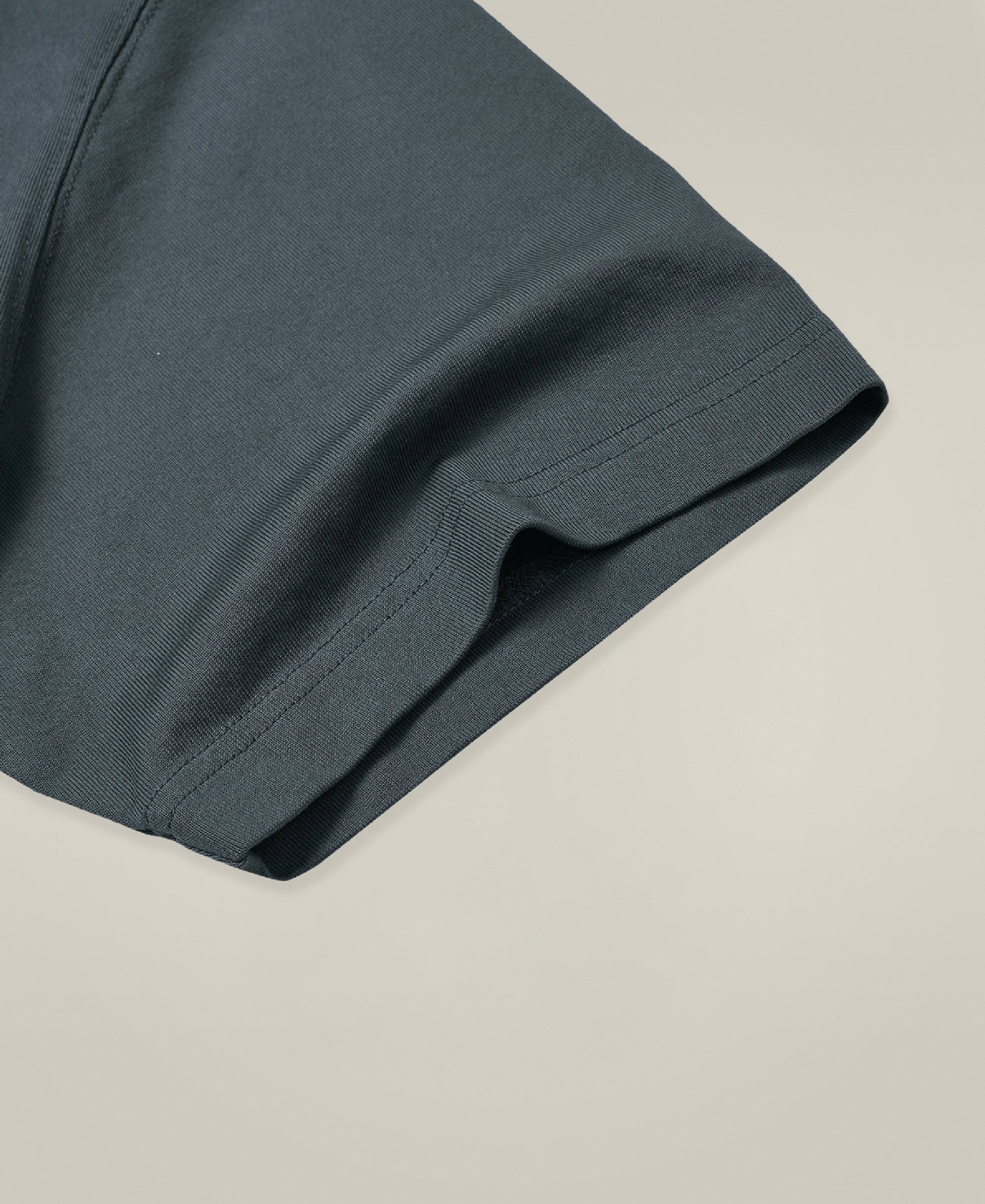 コートビュー グラフィック Tシャツ