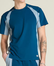 コントア テック Tシャツ