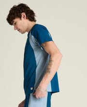 コントア テック Tシャツ