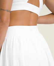 レーザー レース スコート - ホワイト