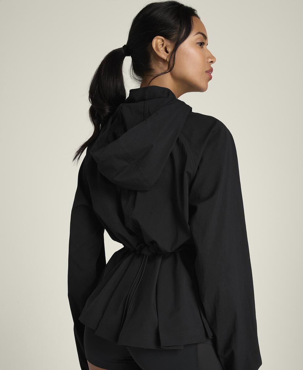 オンコート プリーテッド ジャケット - ブラック