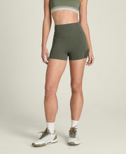 ベースラインボールショートパンツ-グリーン