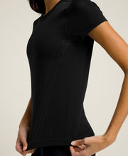 プロ シームレスティー - ブラック