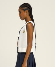 トリプル クラウン ベスト  -  サンド